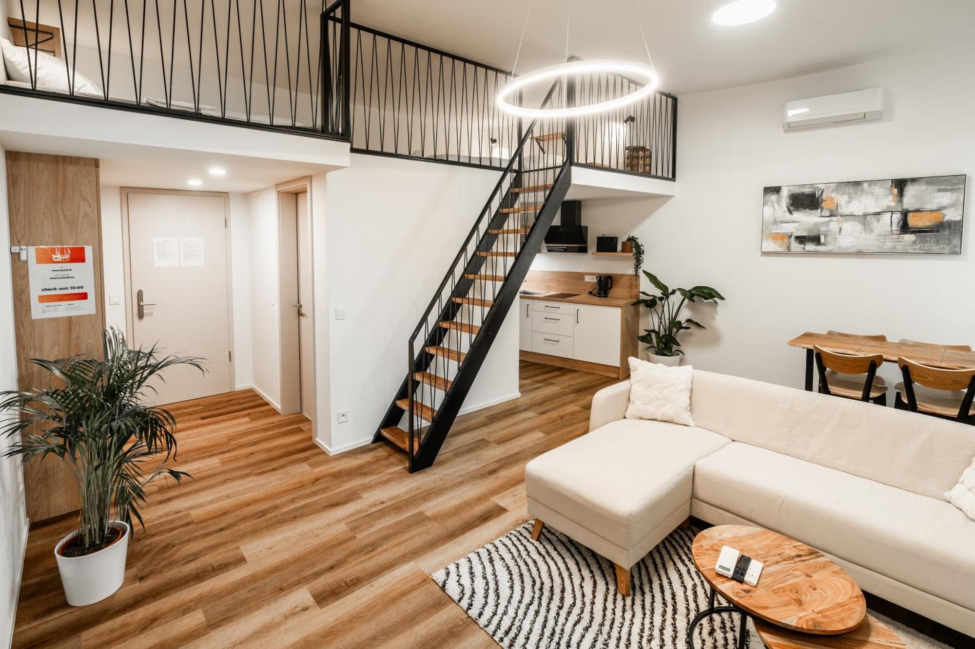 Internesto Brno Station Apartment Exterior photo